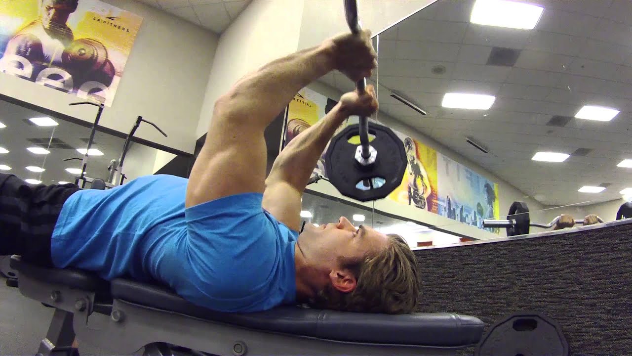 How to Do Skull Crushers With Perfect Form